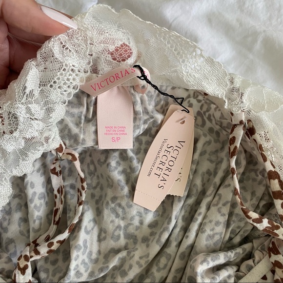 COPY - NWT VICTORIAS SECRET SLEEP SLIP CAMI DRESS SMALL - Picture 8 of 10